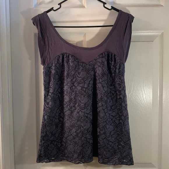 CDW CREATIVE DESIGN WORKS Top NWT - Picture 2 of 12